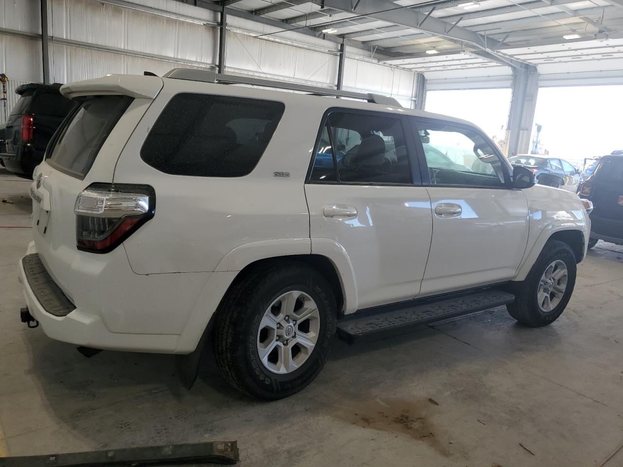TOYOTA 4RUNNER SR5/SR5 PREMIUM