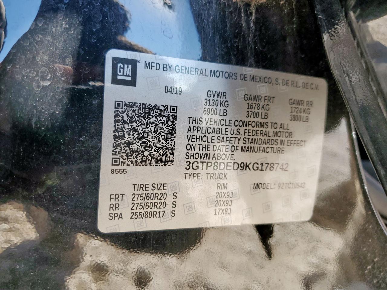 GMC SIERRA C1500 SLT