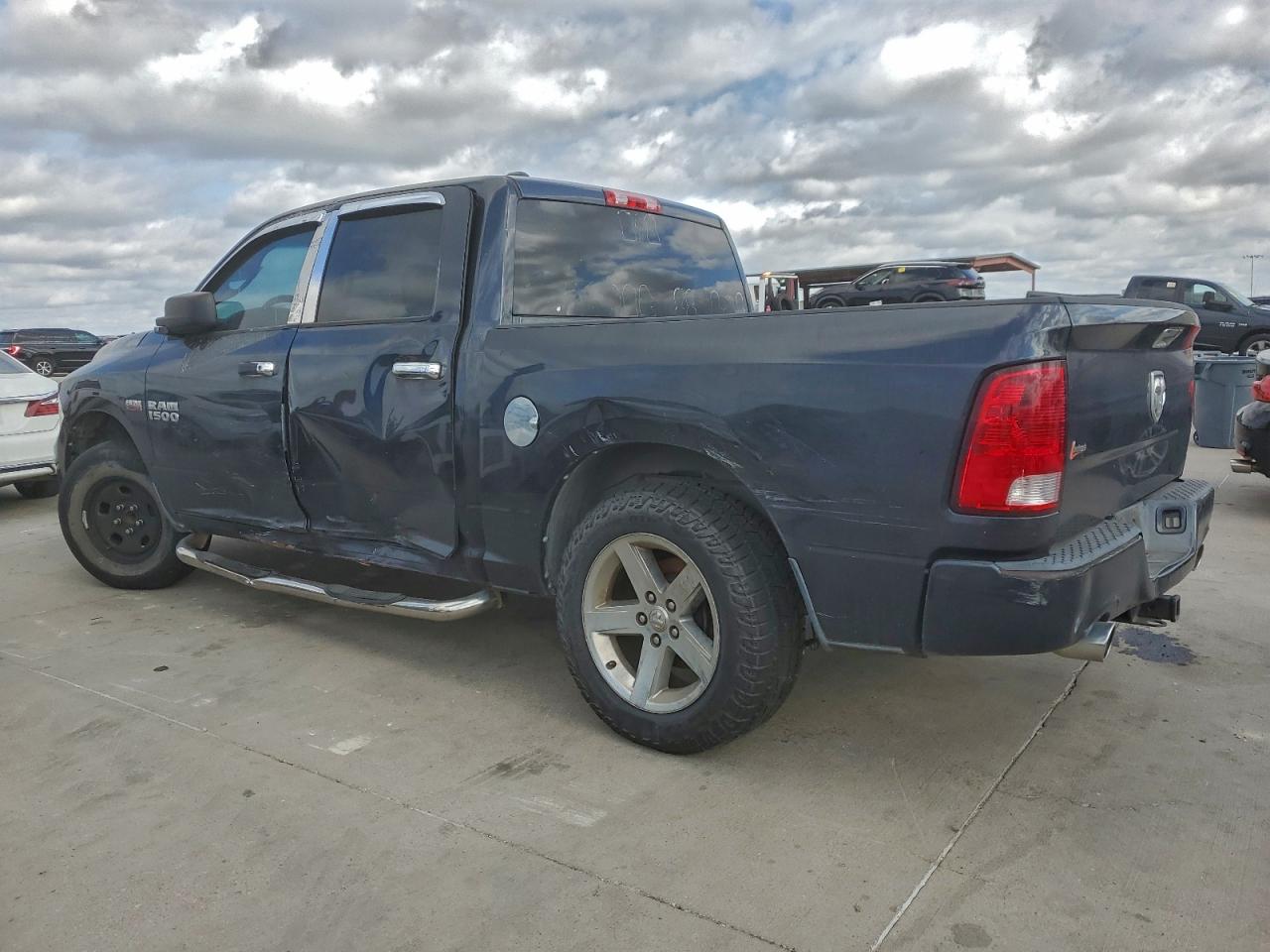 RAM 1500 ST