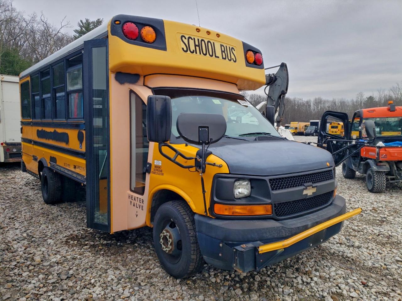Lot #3304602495 2013 CHEVROLET BANTAM G3500