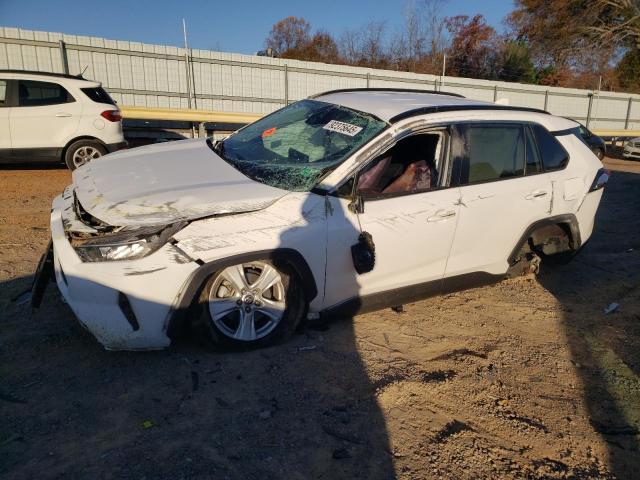 Global Auto Auctions: 2021 TOYOTA RAV4 XLE