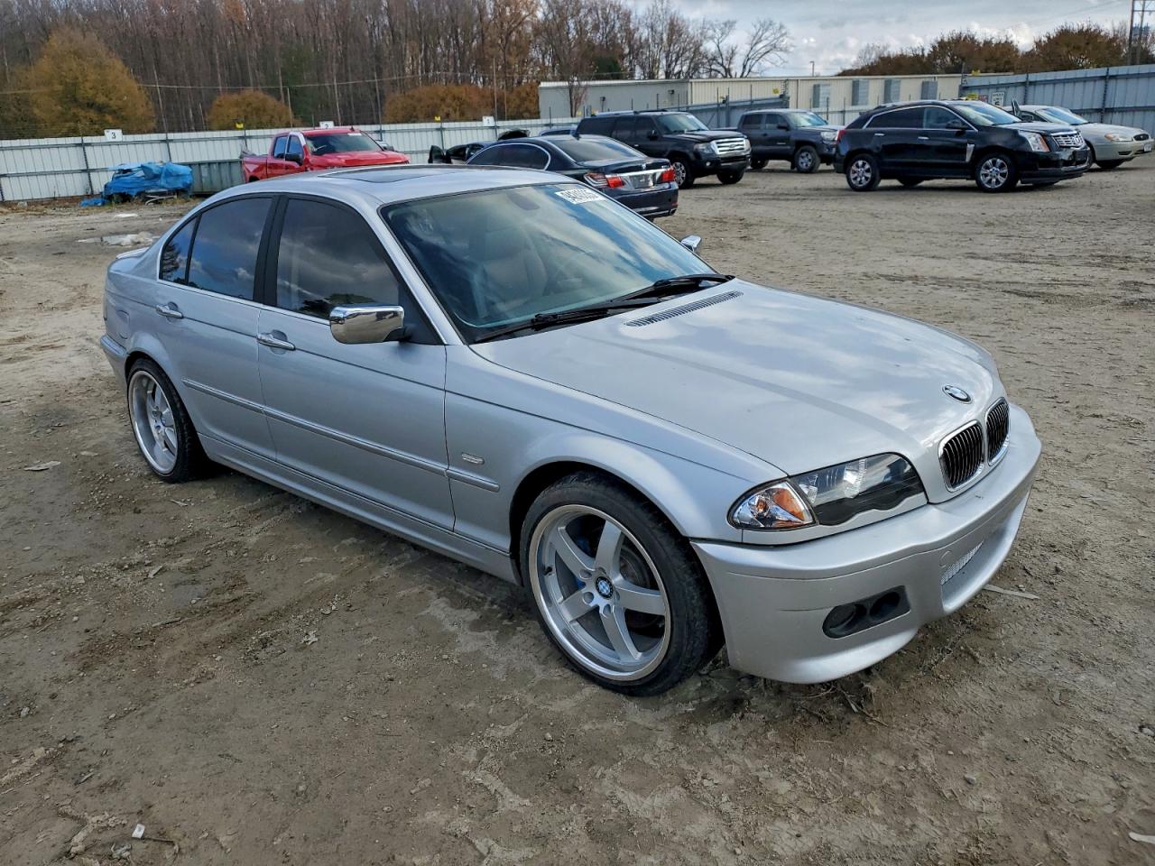 Lot #3303664932 2000 BMW 328I