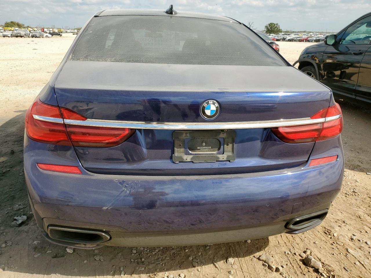 BMW 7 SERIES I