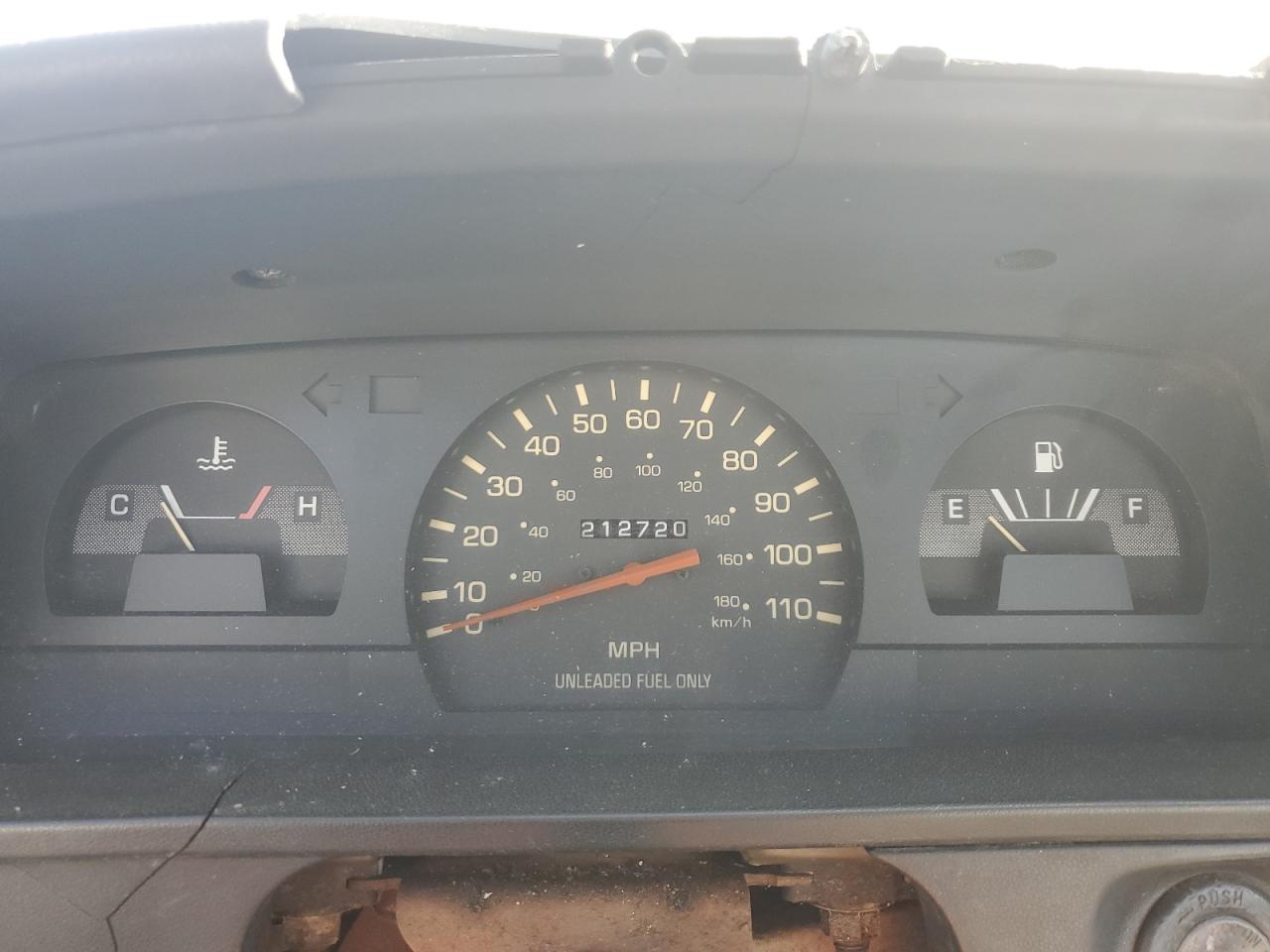 Lot #3285549326 1993 TOYOTA PICKUP 1/2