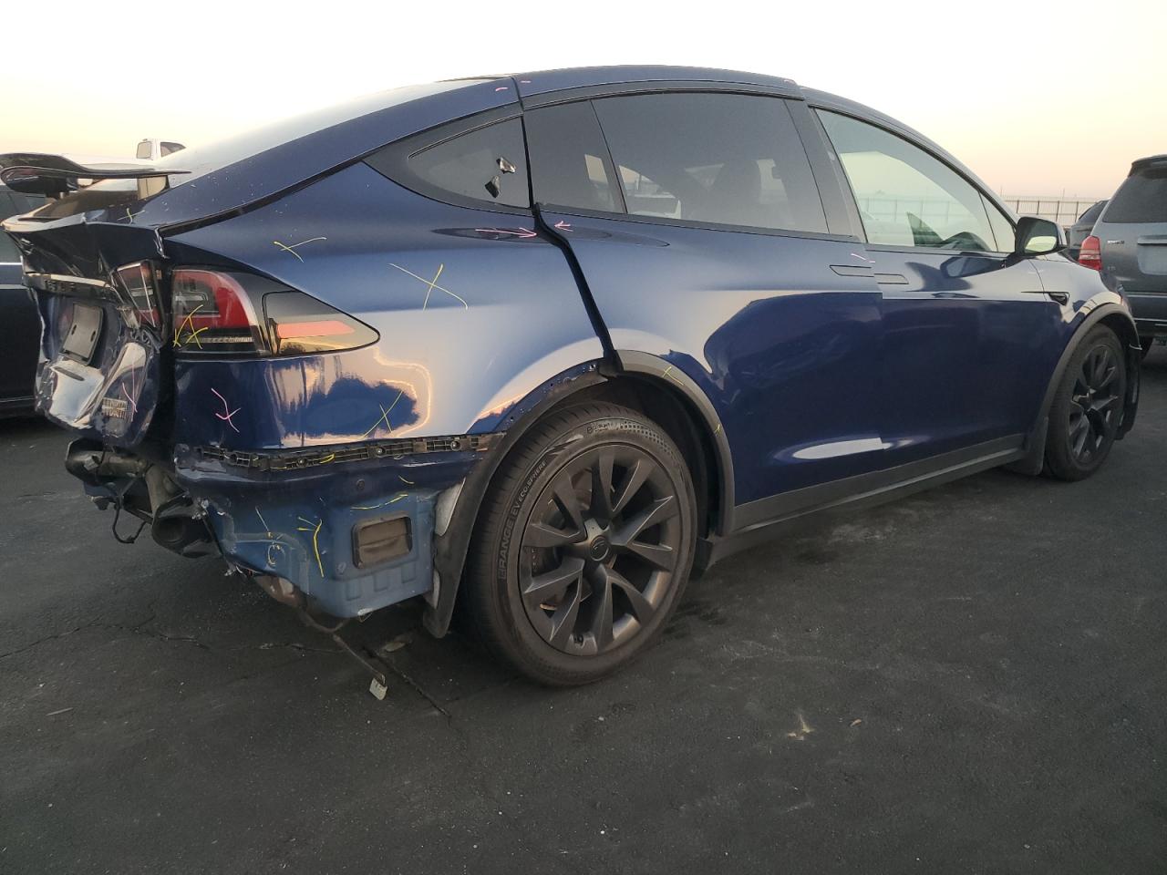 TESLA MODEL X