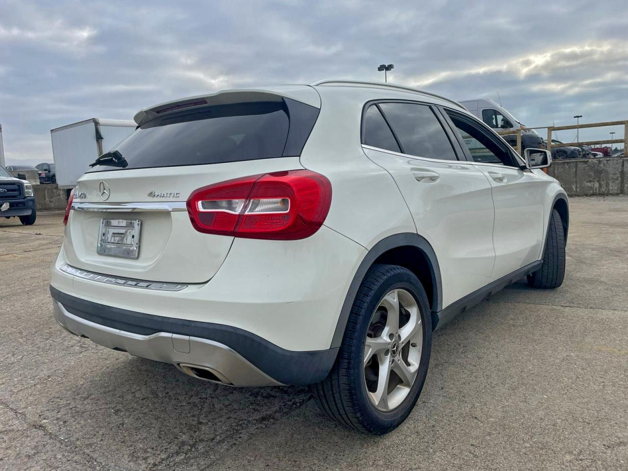 MERCEDES-BENZ GLA-CLASS 250 4MATIC