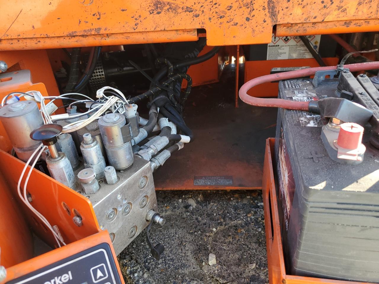 Lot #3287173283 2022 SNORKEL LIFT