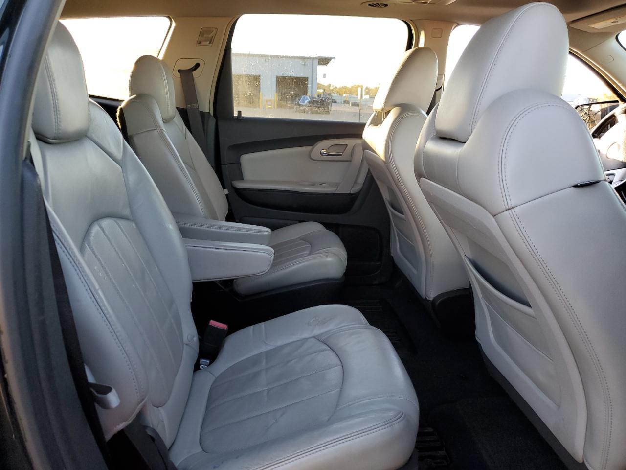 Lot #3287816097 2009 CHEVROLET TRAVERSE L