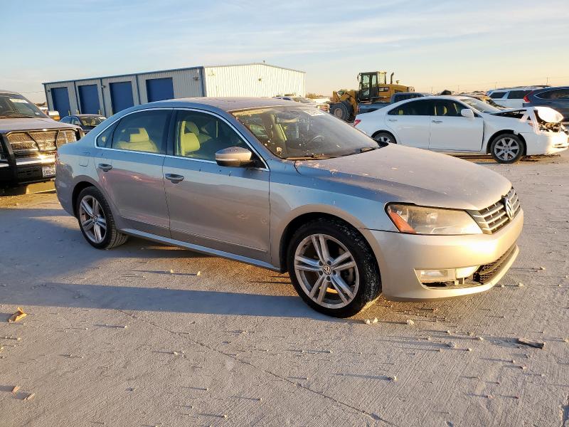 2013 VOLKSWAGEN PASSAT SEL #3294470524