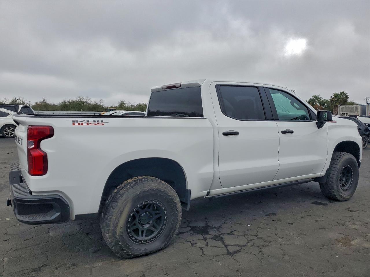 CHEVROLET SILVERADO K1500 LT TRAIL BOSS