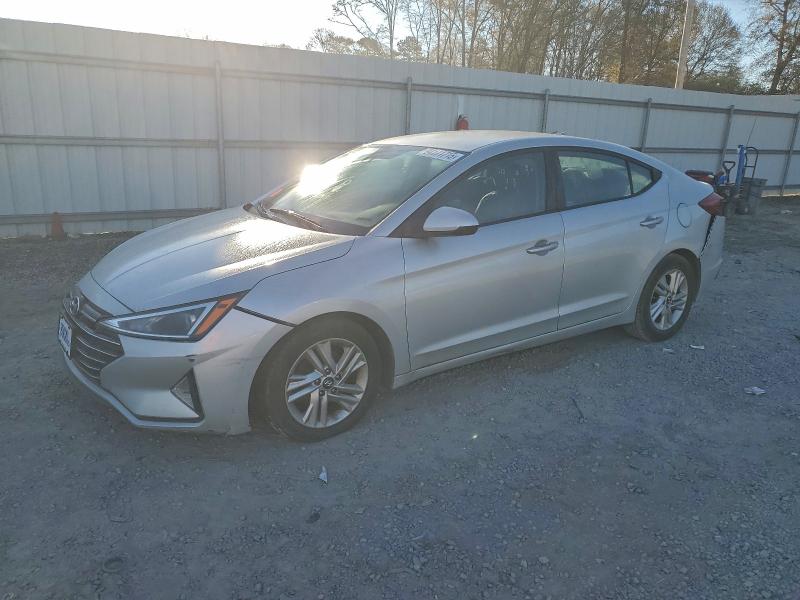 2019 HYUNDAI ELANTRA SE #3301708392