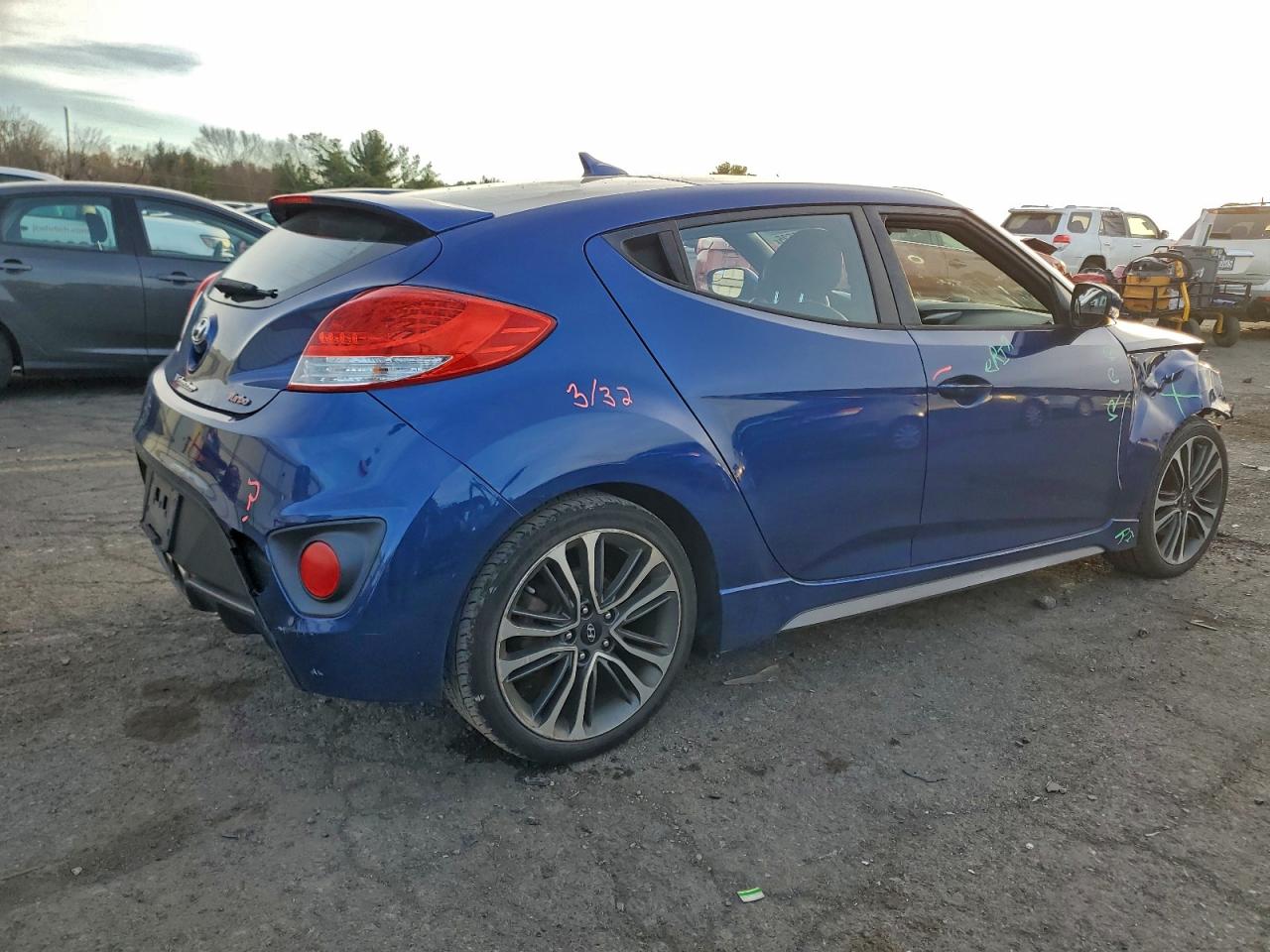 HYUNDAI VELOSTER TURBO