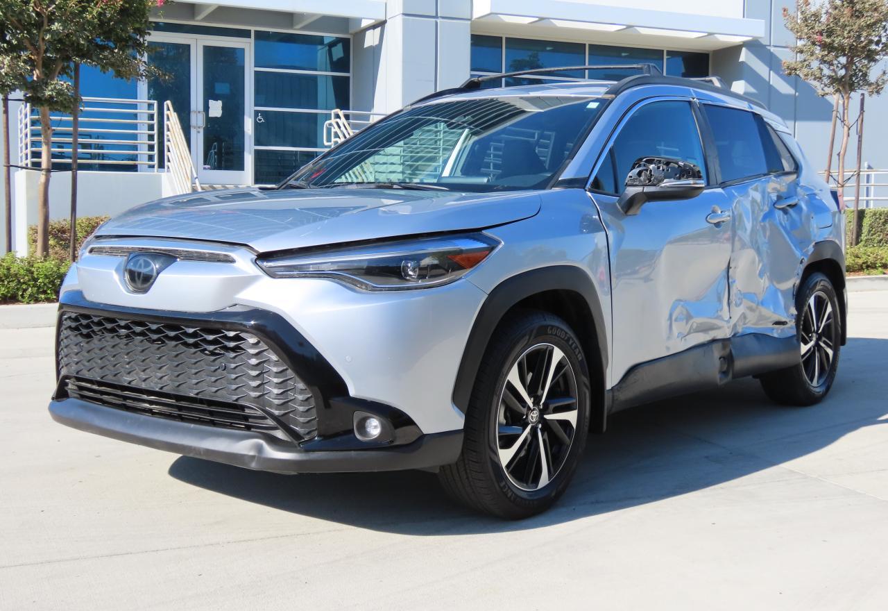 TOYOTA COROLLA CROSS SE