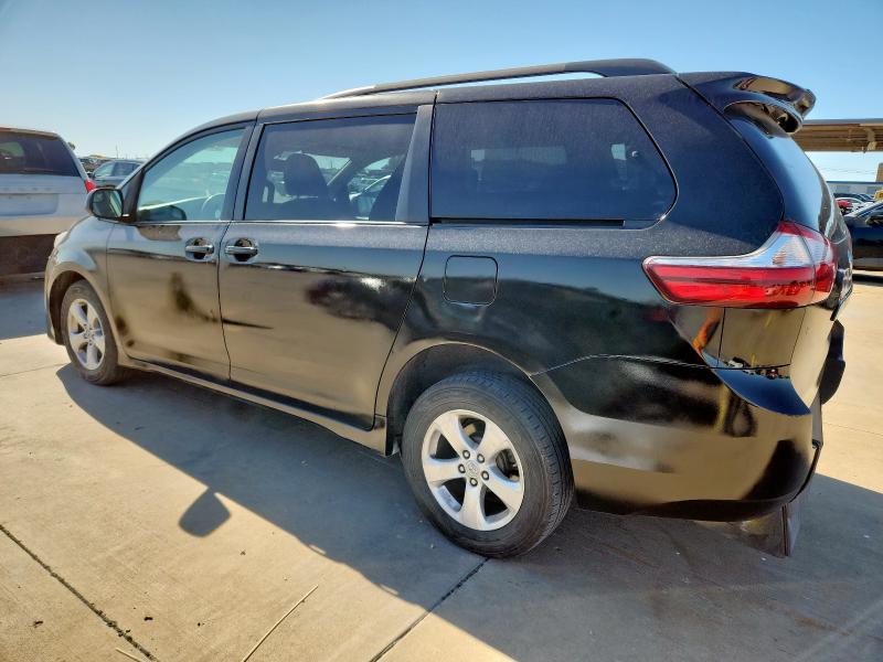 2018 TOYOTA SIENNA LE 5TDKZ3DC5JS903098