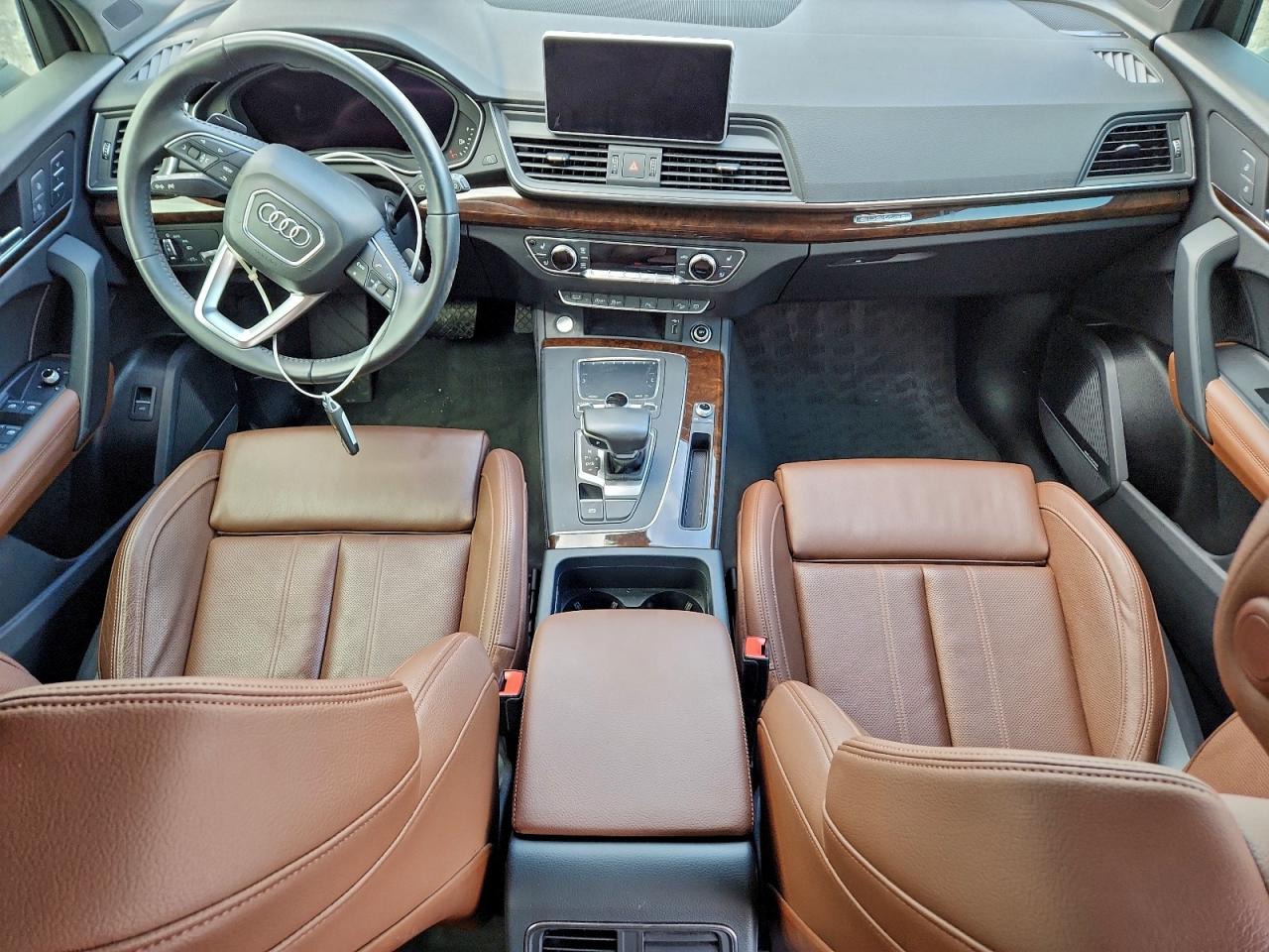 AUDI Q5 PREMIUM PLUS