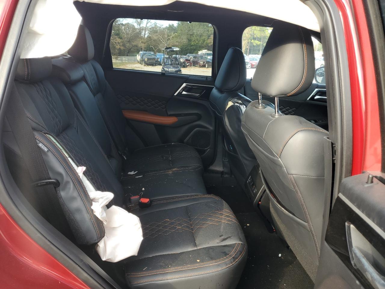 MITSUBISHI OUTLANDER SEL