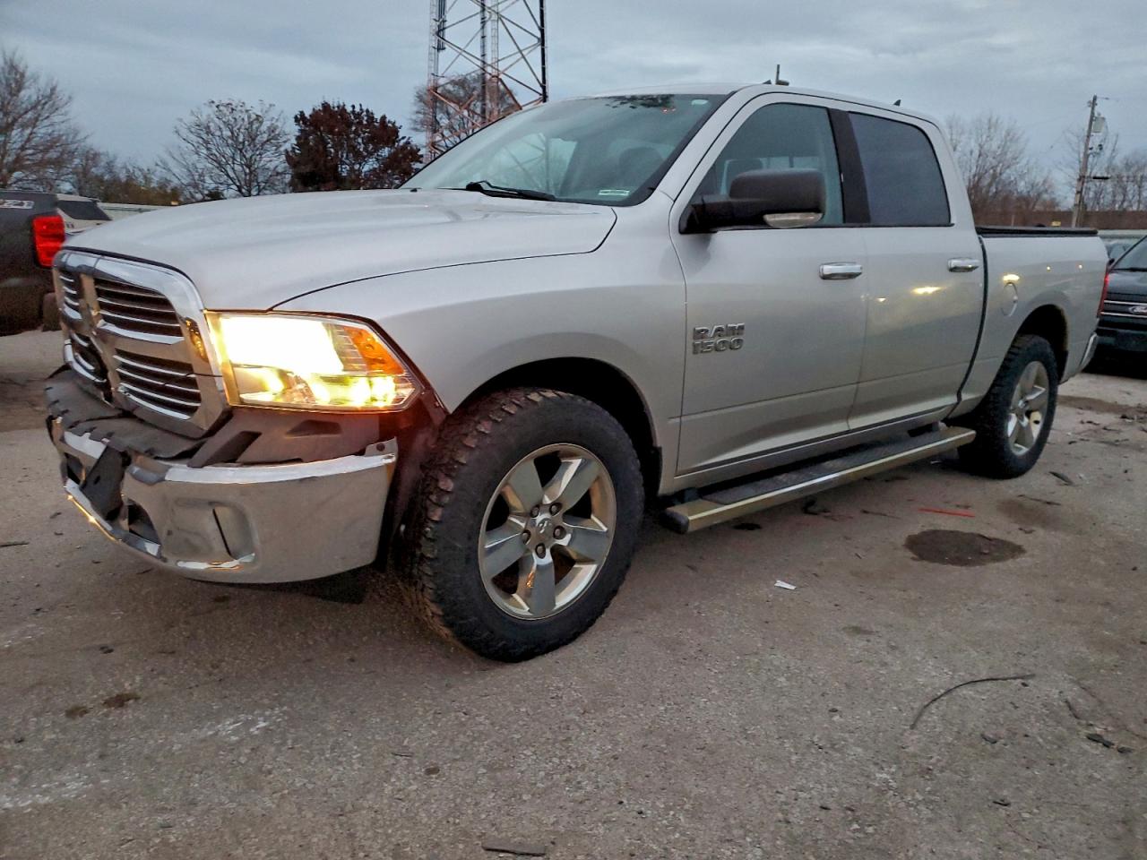 RAM 1500 SLT