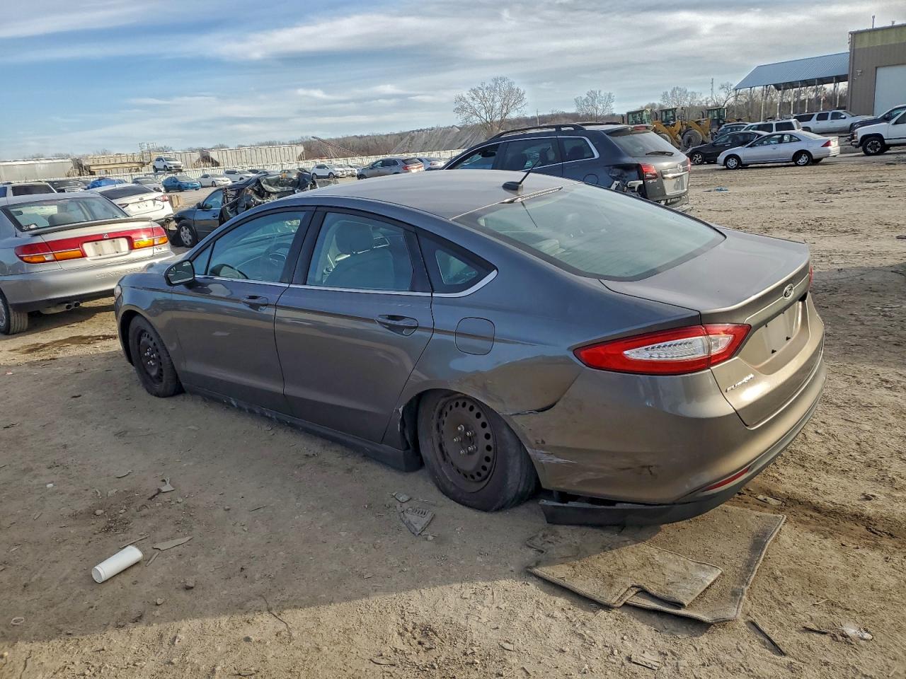 FORD FUSION S