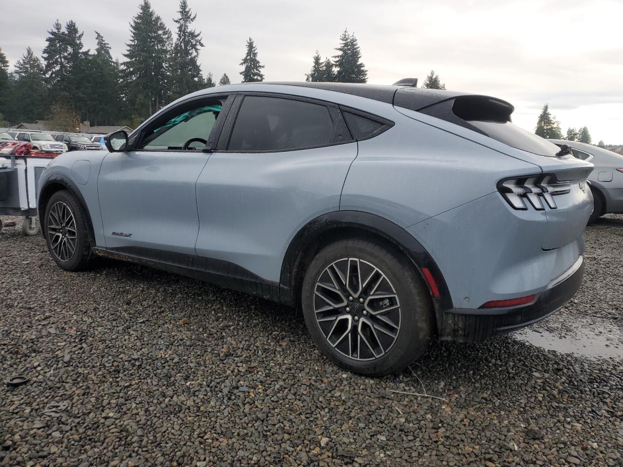 FORD MUSTANG PREMIUM