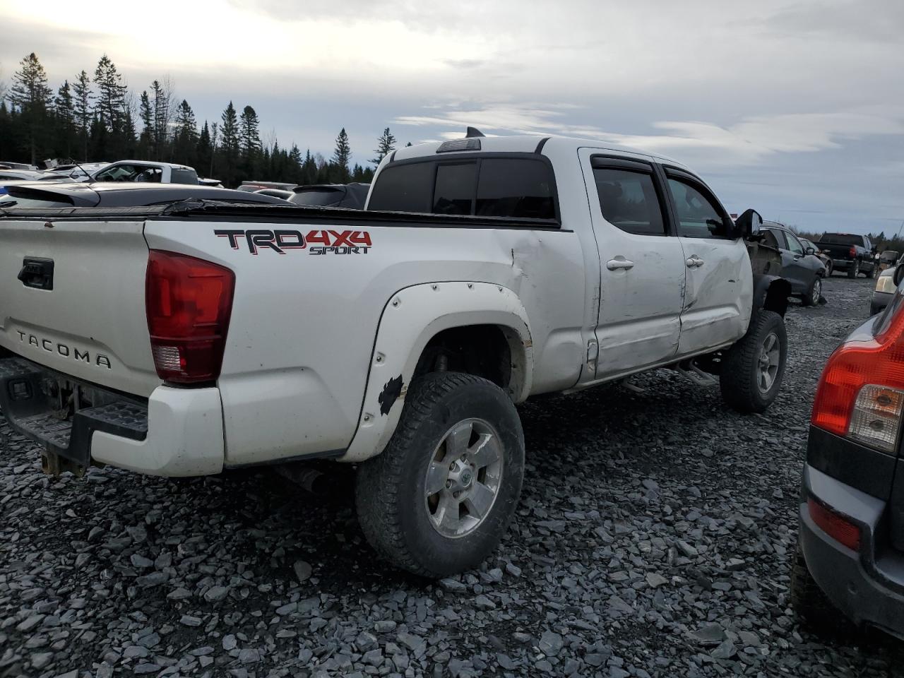 TOYOTA TACOMA DOUBLE CAB