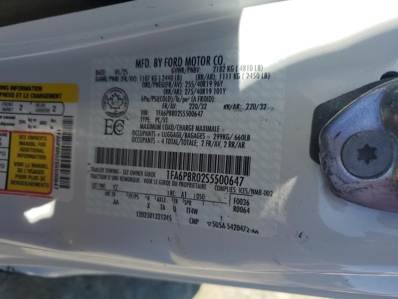 FORD MUSTANG DARK HORSE