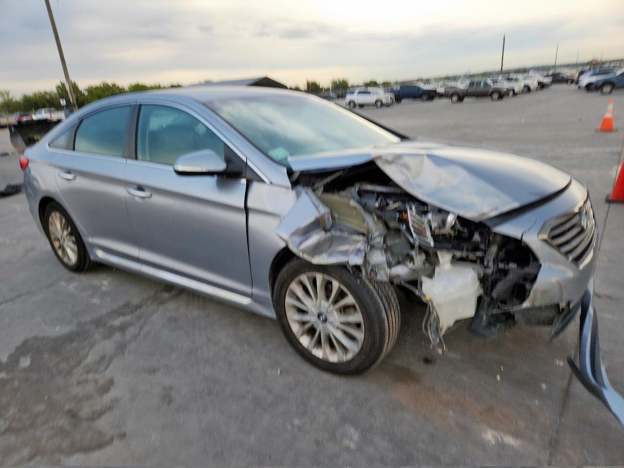 HYUNDAI SONATA SPORT