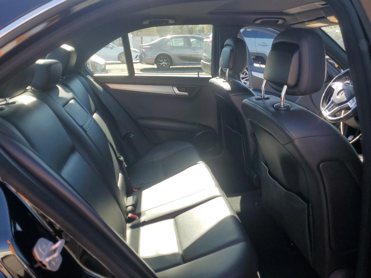 MERCEDES-BENZ C-CLASS 250