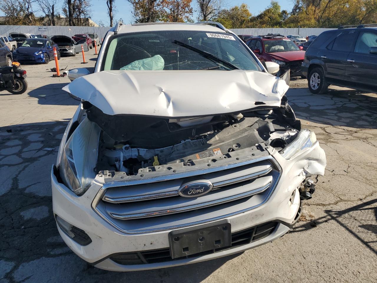 FORD ESCAPE TITANIUM