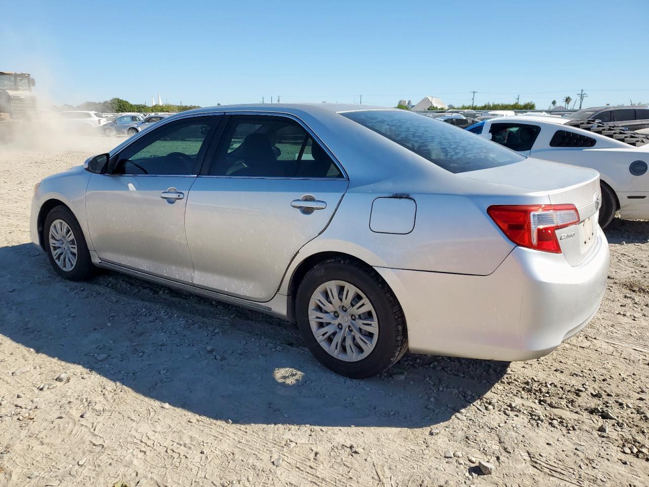 TOYOTA CAMRY L