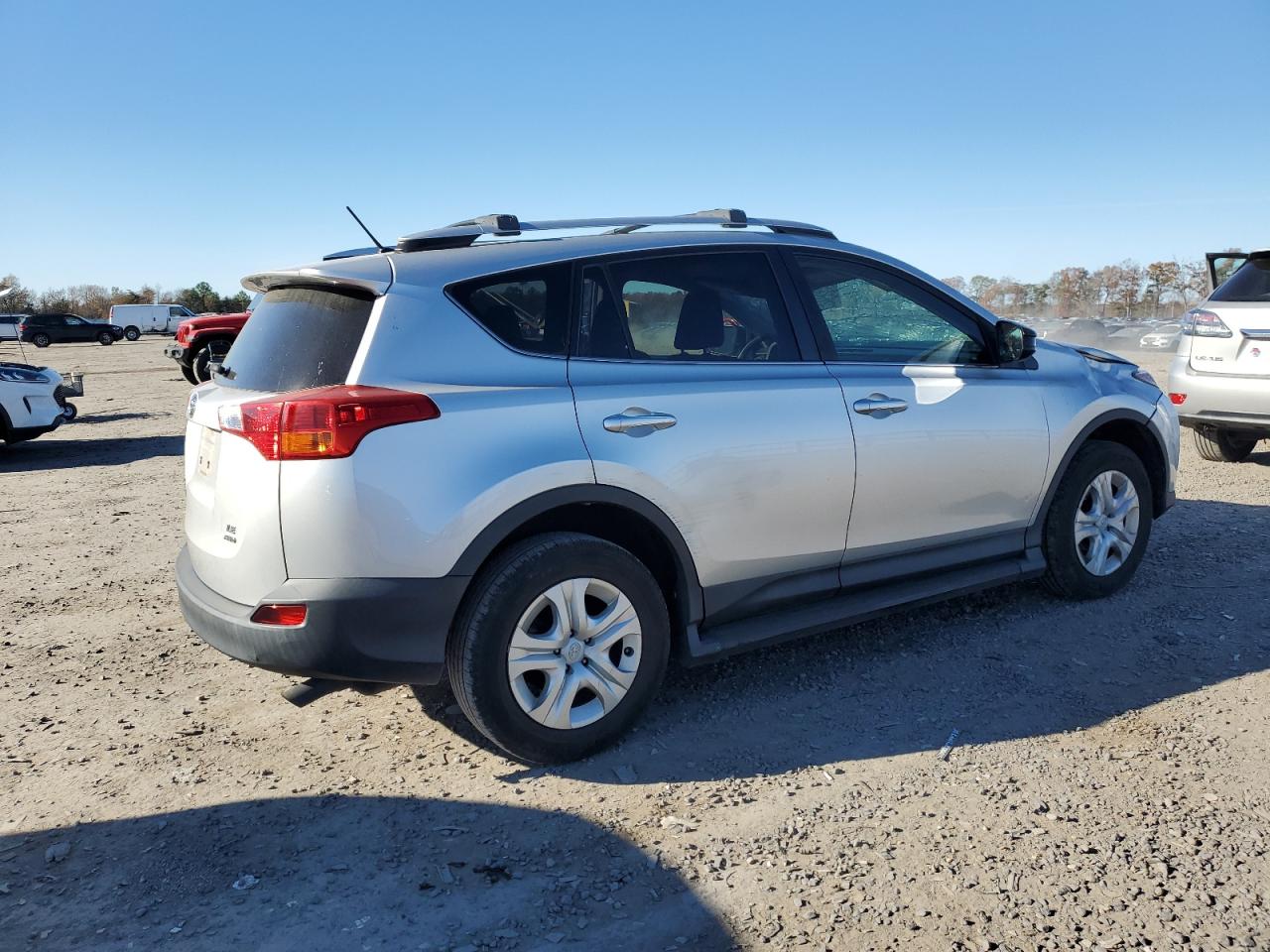 TOYOTA RAV4 LE