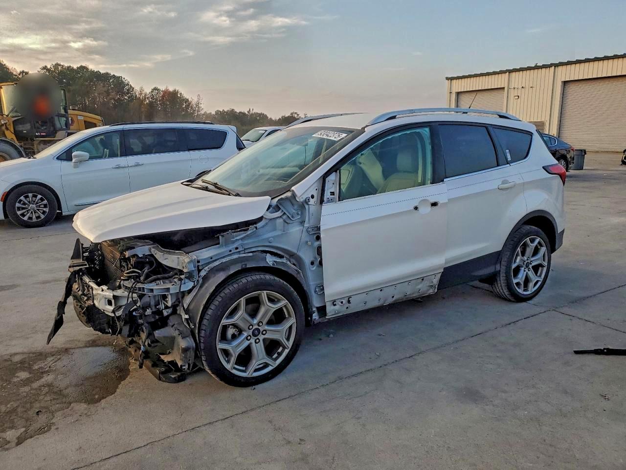 FORD ESCAPE TITANIUM