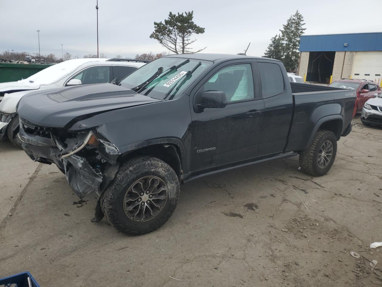 CHEVROLET COLORADO ZR2