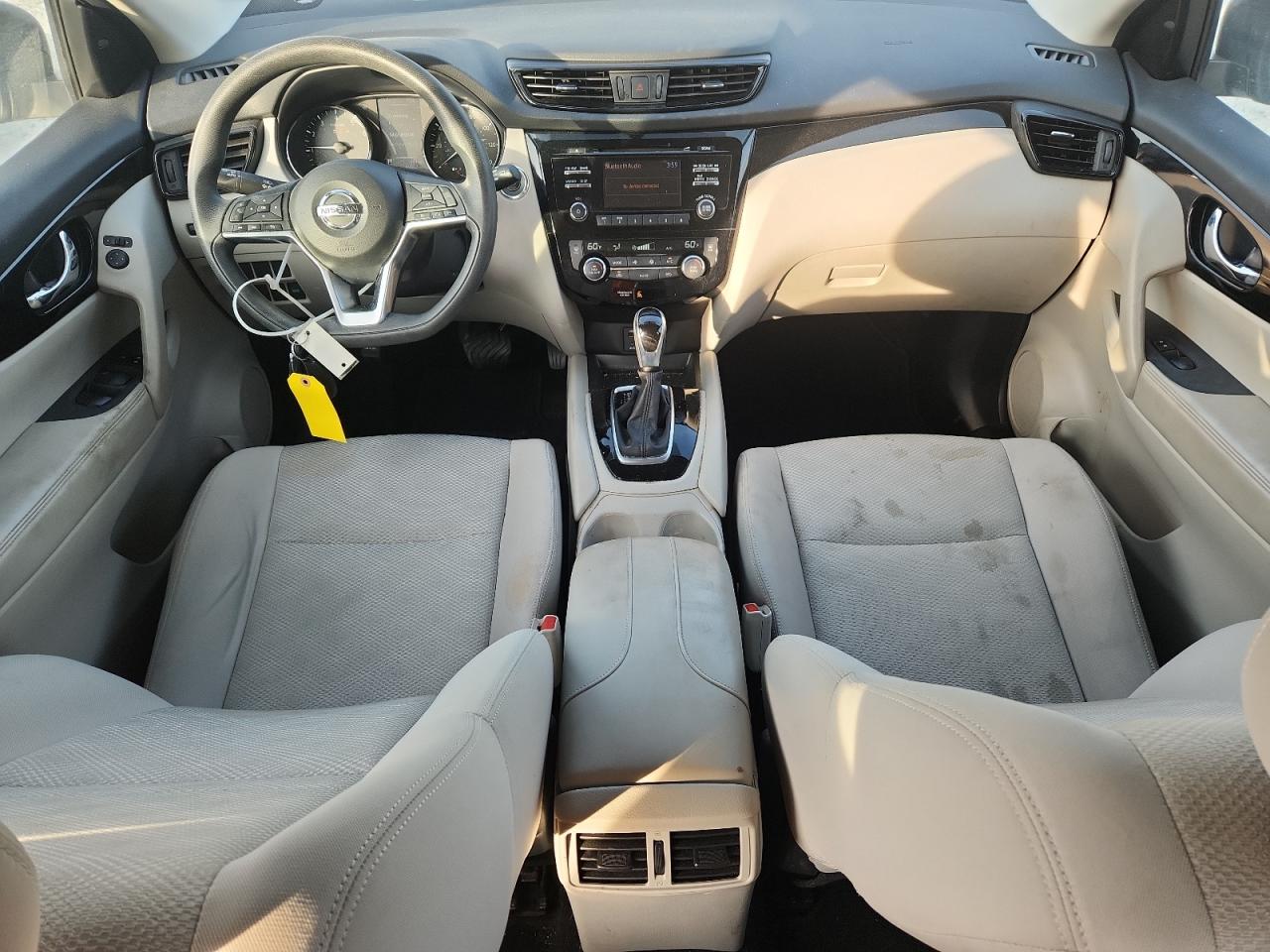 NISSAN ROGUE SPORT S