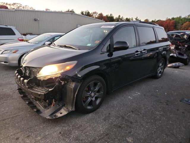 2016 TOYOTA SIENNA SE 5TDXK3DC8GS713847
