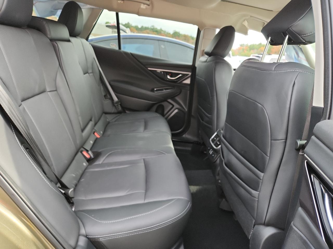 SUBARU OUTBACK LIMITED