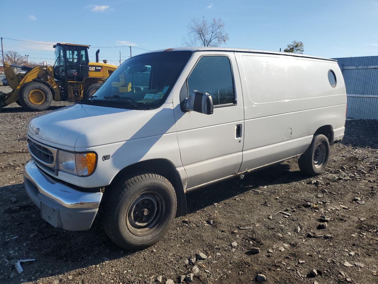 Lot #3293284449 2000 FORD E-250
