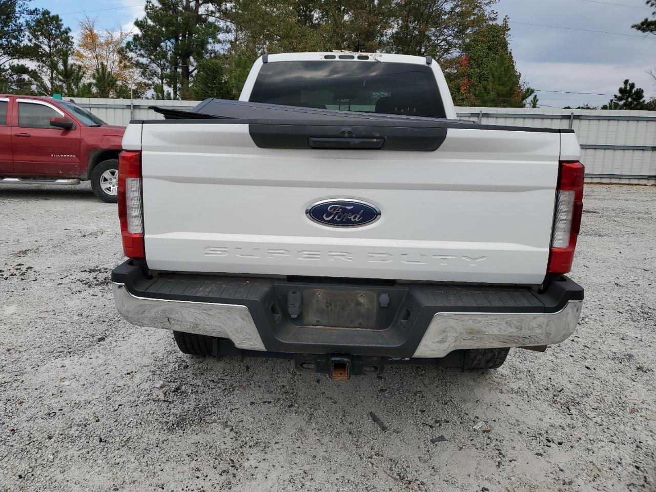 FORD F-250 SUPER DUTY