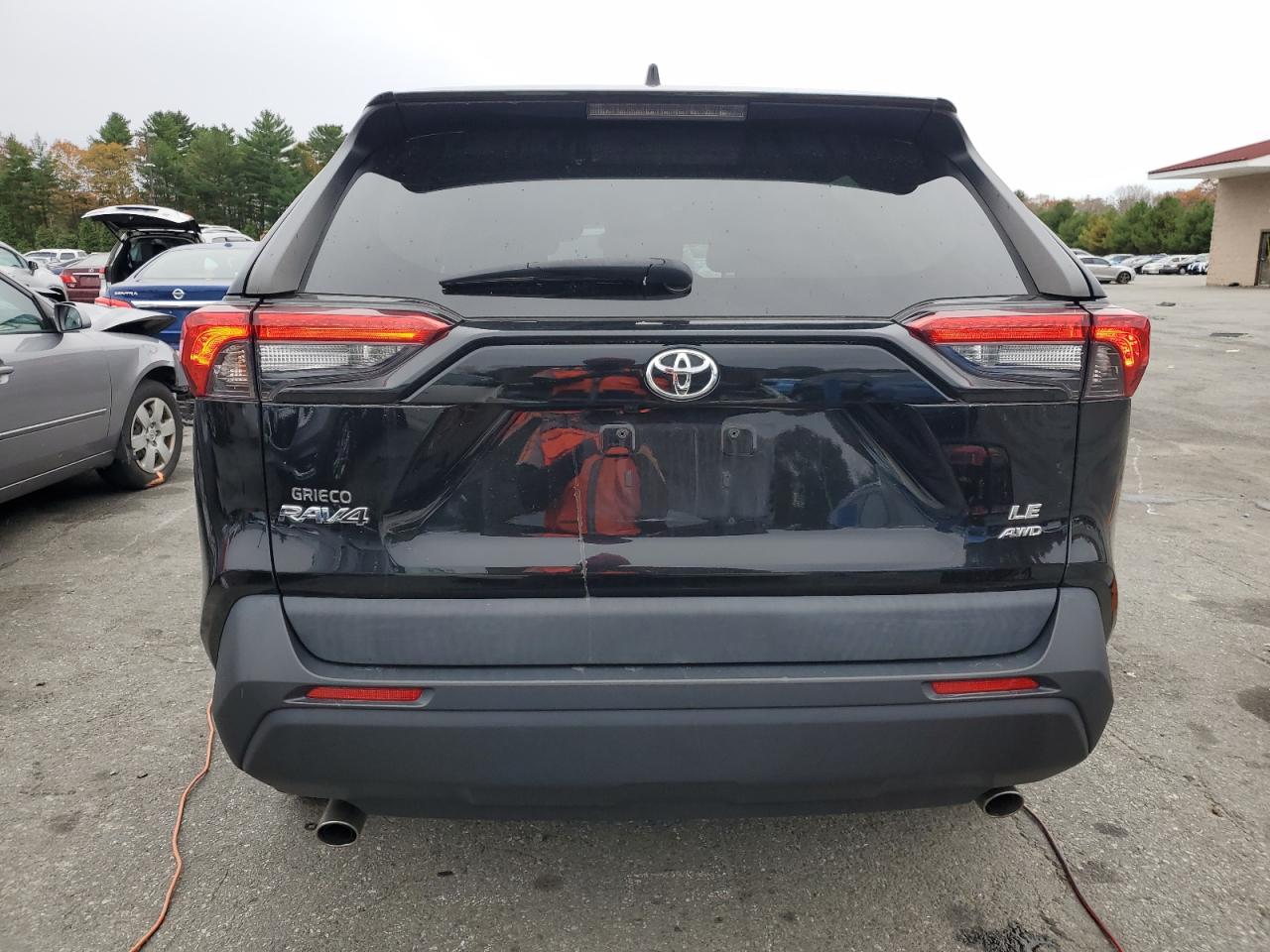 TOYOTA RAV4 LE