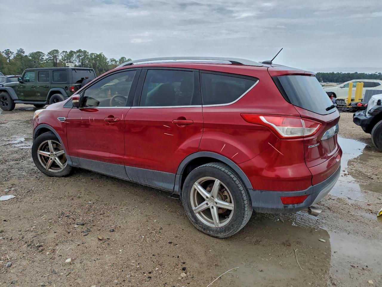 FORD ESCAPE TITANIUM