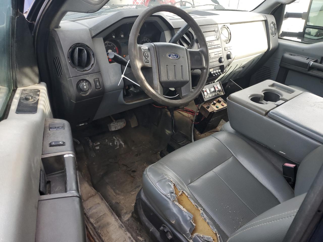 FORD F-450 SUPER DUTY