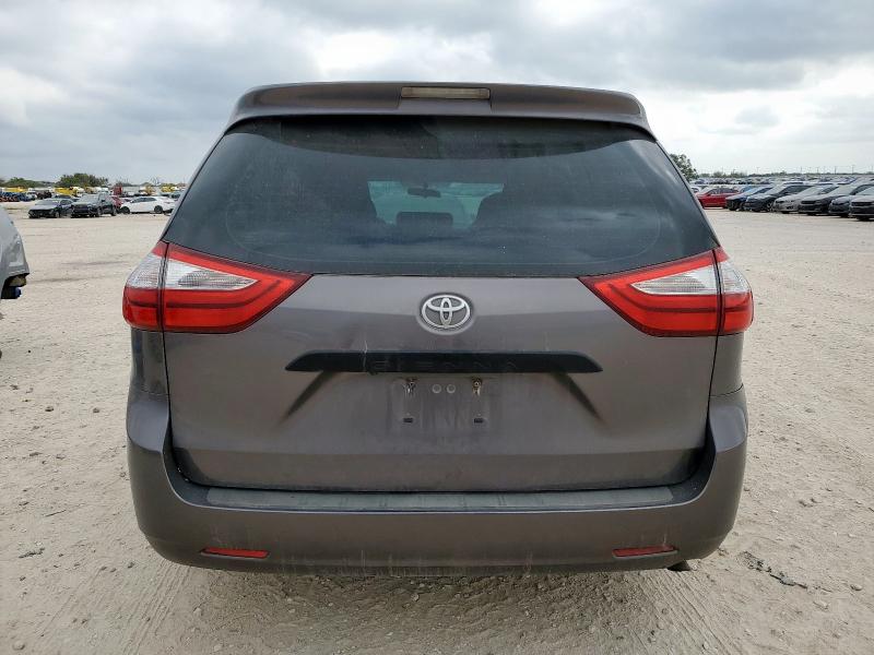 2017 TOYOTA SIENNA #3291210972