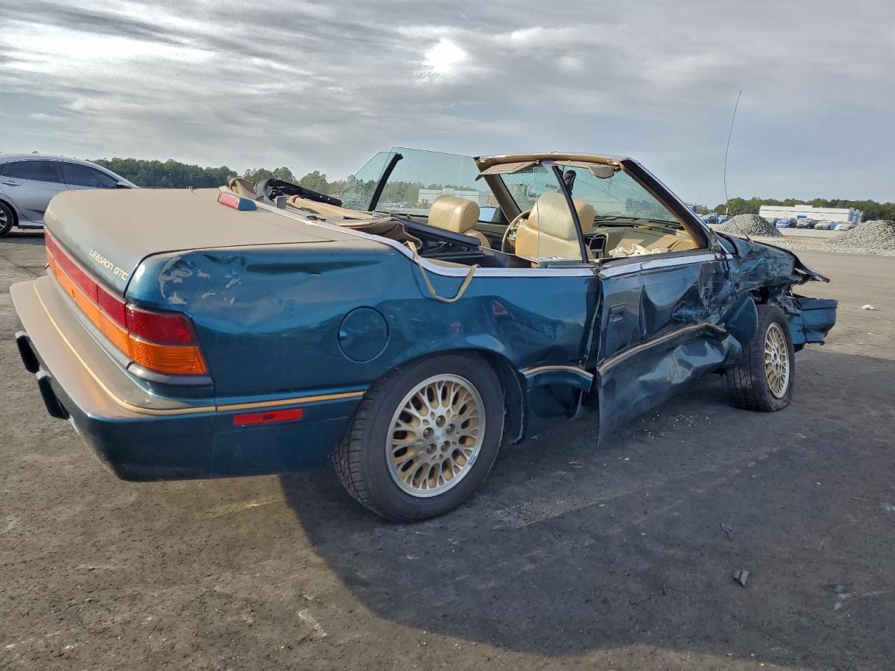 Lot #3301835365 1995 CHRYSLER LEBARON GT