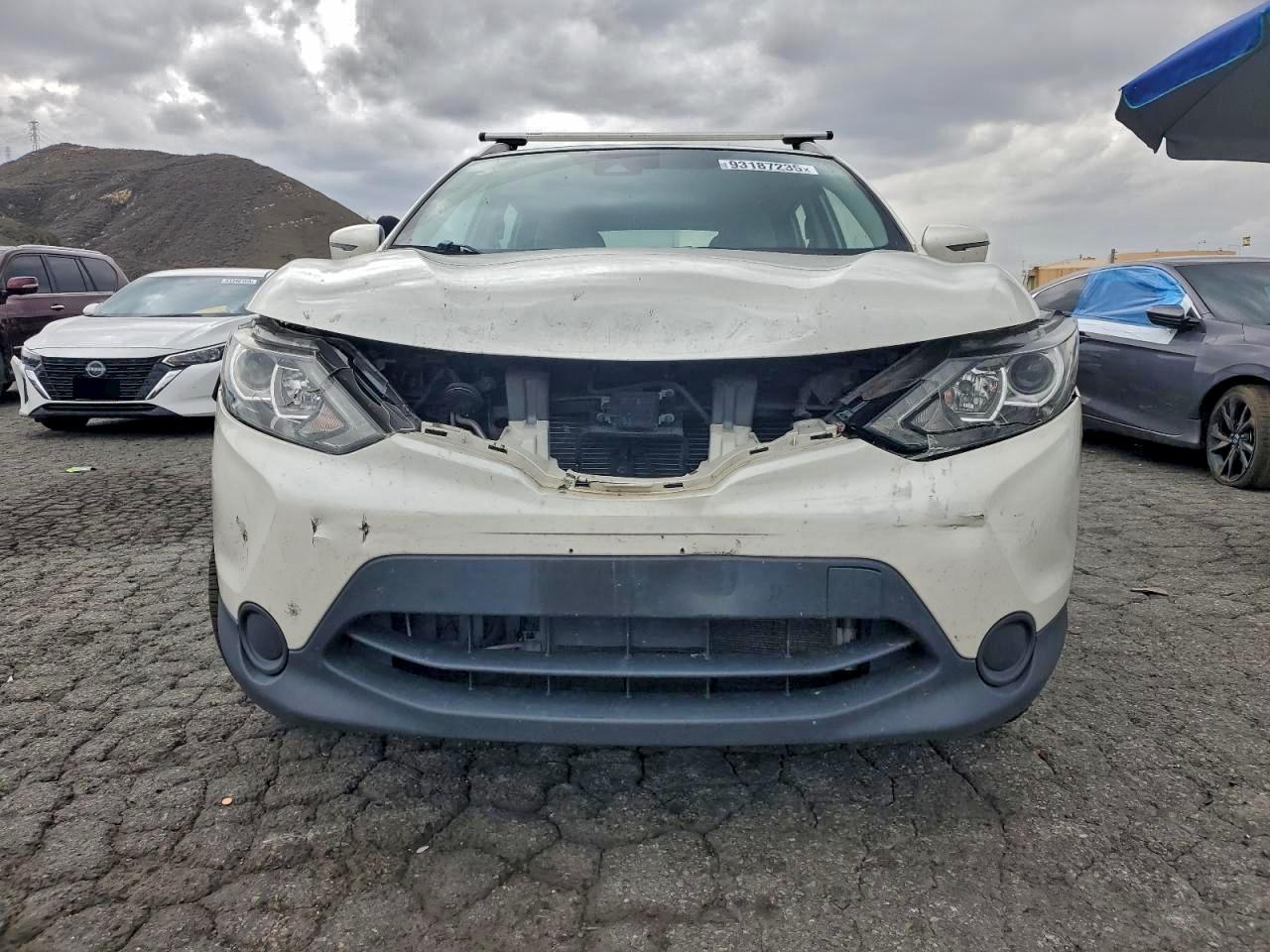 NISSAN ROGUE SPORT S