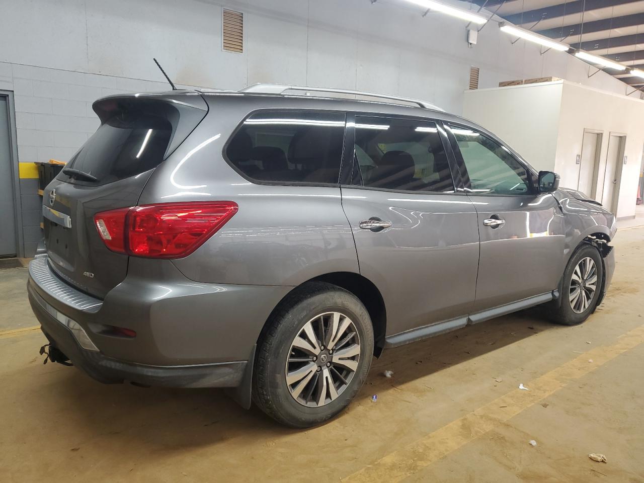 NISSAN PATHFINDER S