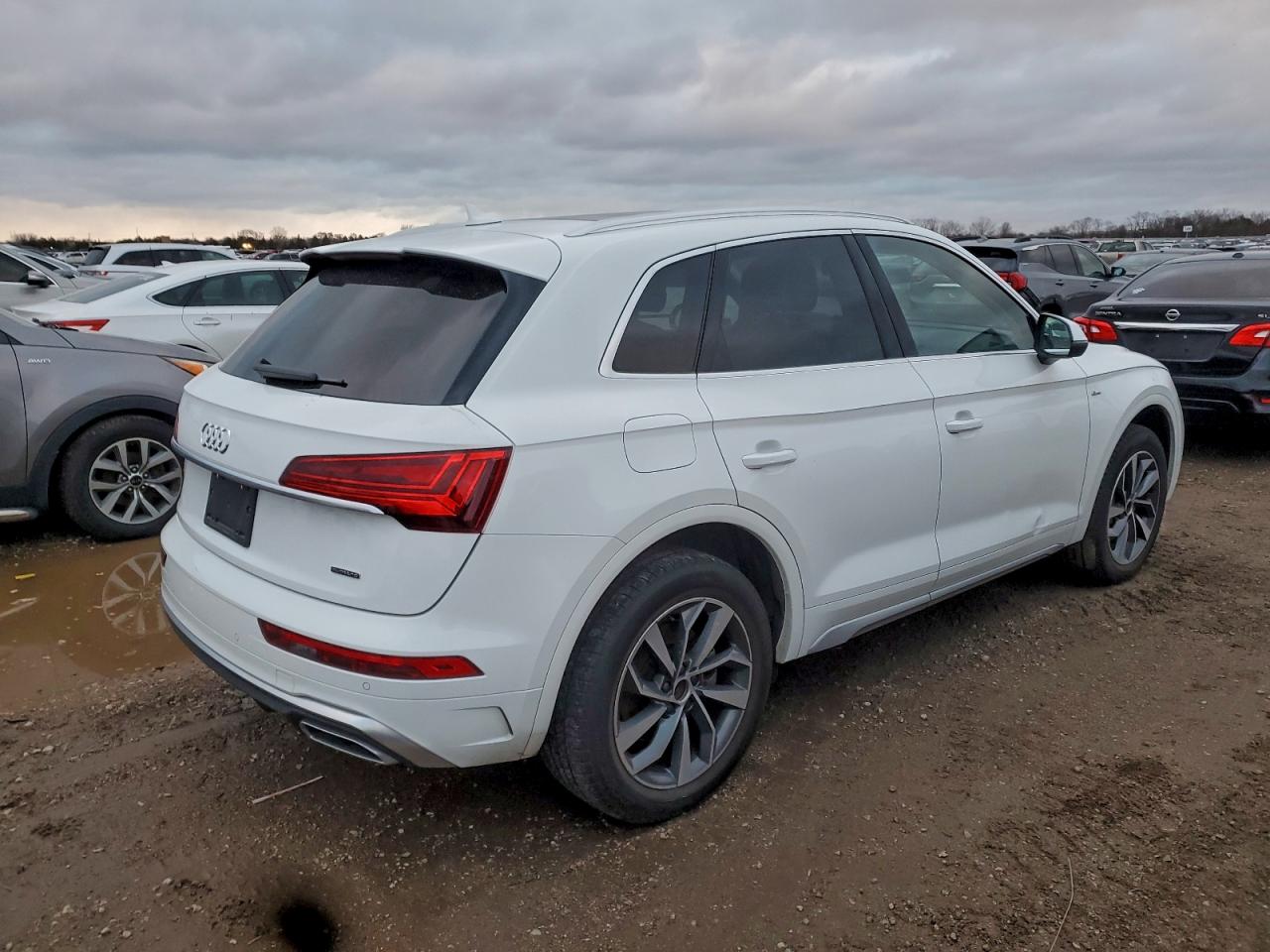 AUDI Q5 PREMIUM PLUS 45