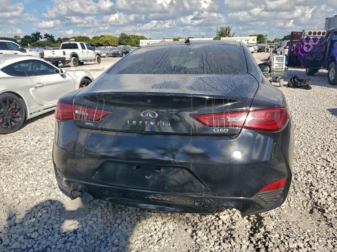 INFINITI Q60 PREMIUM