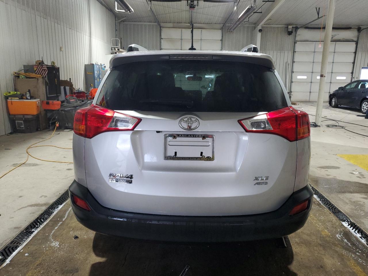 TOYOTA RAV4 XLE