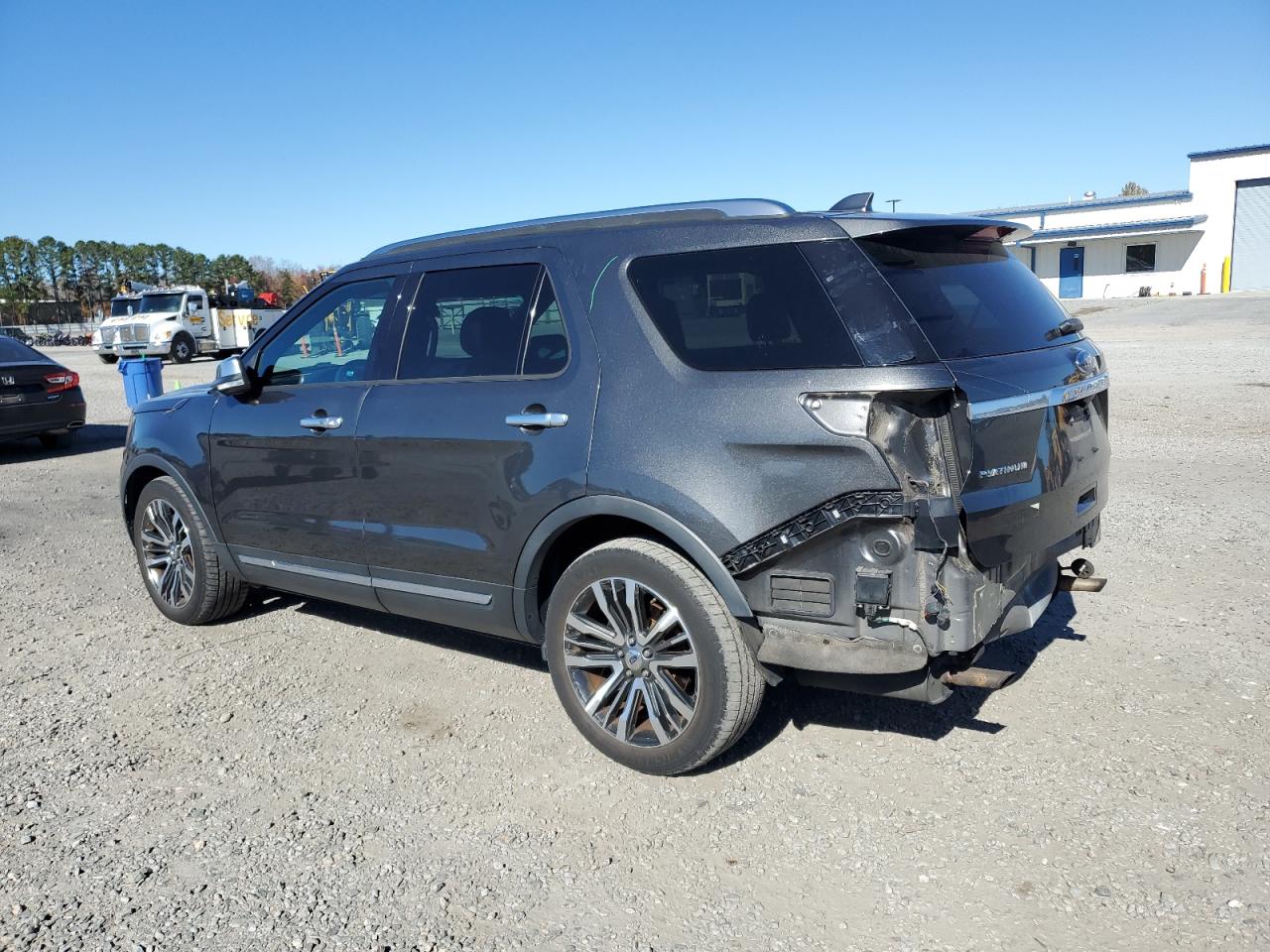 FORD EXPLORER PLATINUM