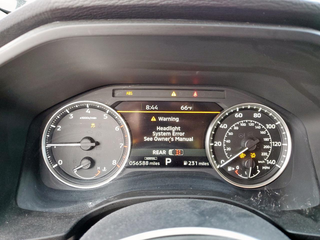 MITSUBISHI OUTLANDER SE