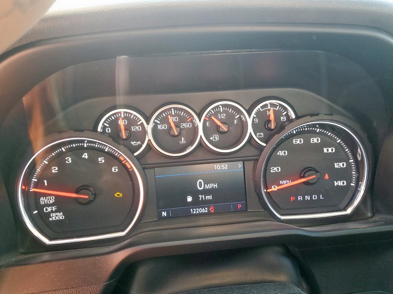 CHEVROLET SILVERADO C1500 LT